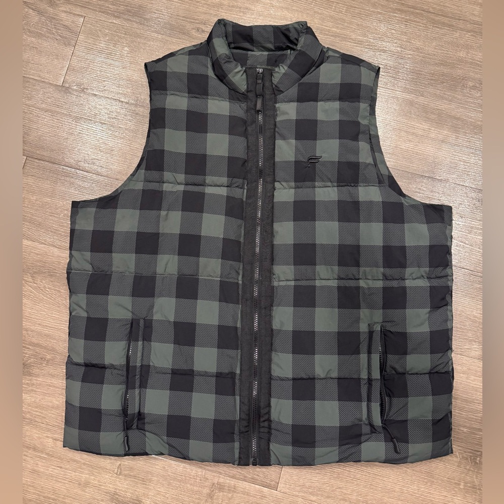 Men's Fabletics Black and Green Checkered Puffer Vest